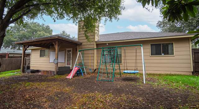 Photo of 6155 Blazing Trl, San Antonio, TX 78249-2142