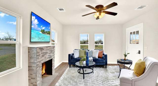 Photo of 609 Railroad St, Poth, TX 78147