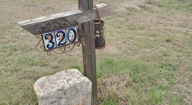 Photo of 320 County Road 3822, San Antonio, TX 78253-6804