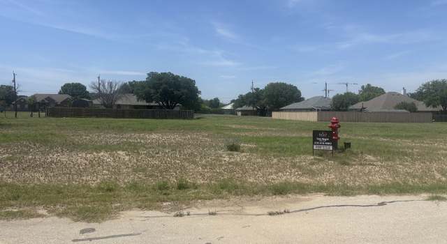 Photo of 3 Utopia, Selma, TX 78154