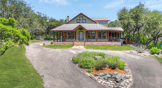 Photo of 860 Bluff Rdg, New Braunfels, TX 78132