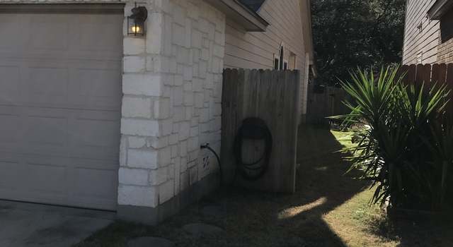Photo of 9014 Hilltop Crossing Dr, San Antonio, TX 78251-2719