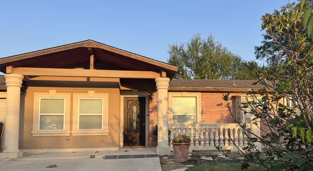 Photo of 322 Early Trl, San Antonio, TX 78228