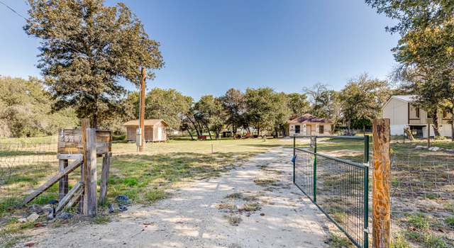 Photo of 4319 New Mathis Rd, Elmendorf, TX 78112-6168