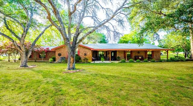 Photo of 4812 A And B FM 775, La Vernia, TX 78121