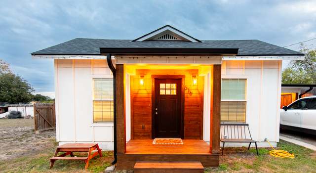 Photo of 616 Anona, Karnes City, TX 78118