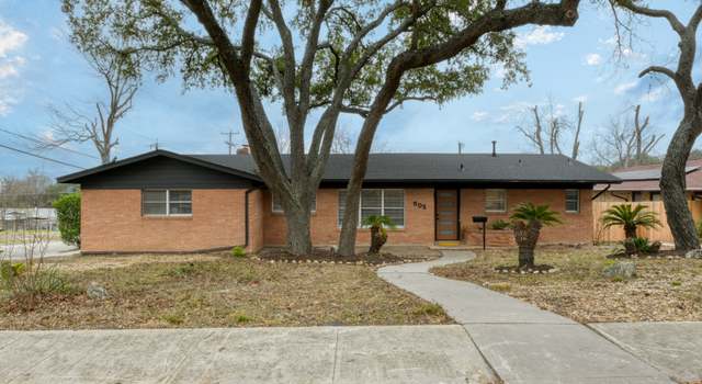 Photo of 502 Royal Ct, San Antonio, TX 78228-2032