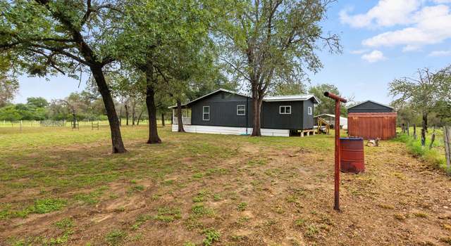 Photo of 125 County Road 6814, Natalia, TX 78059