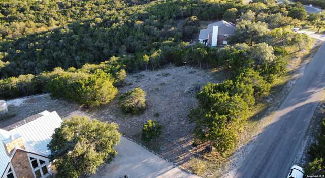 Photo of 107 High View Dr, Boerne, TX 78006