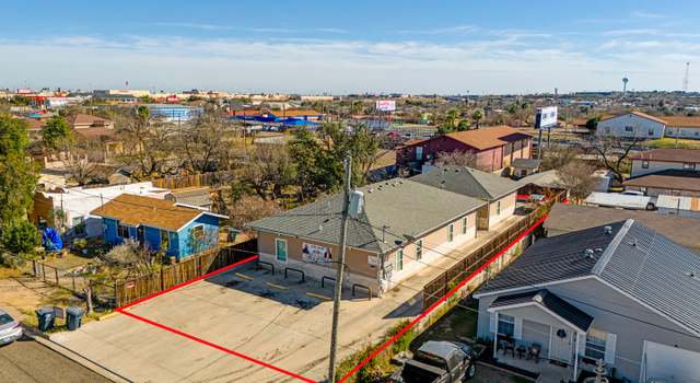 Photo of 1726 E Rio Grande St, Eagle Pass, TX 78852-6357