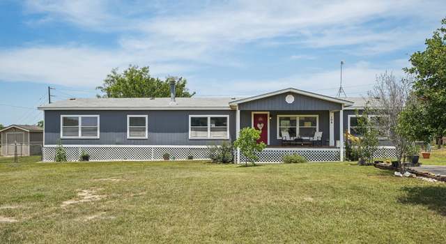 Photo of 104 Bossier, Poth, TX 78147