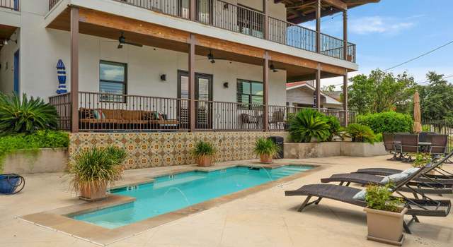 Photo of 1542 N Alamo St #103, San Antonio, TX 78215-1282