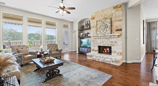 Photo of 856 Boomerang Ct, New Braunfels, TX 78132