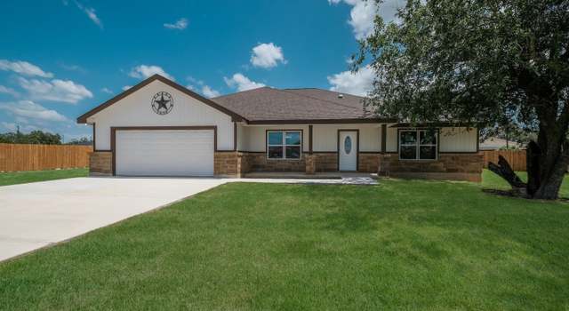Photo of 1020 County Road 4516, Castroville, TX 78009