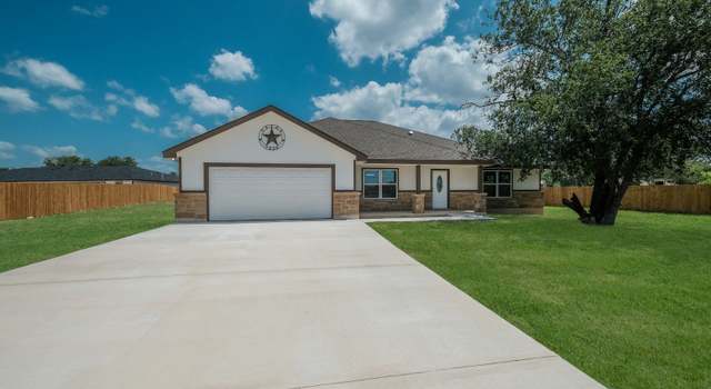 Photo of 1020 County Road 4516, Castroville, TX 78009