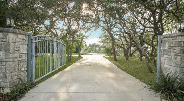 Property at 7424 Secretariat Ln, Boerne, TX 78015, 4 beds, 3.5 baths