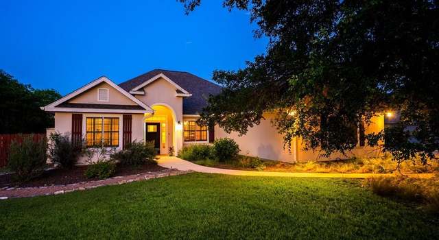 Photo of 100 Glen Lakes Ct W, Ingram, TX 78025