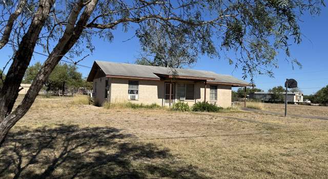 Photo of 1144 Westward Trl, Uvalde, TX 78801