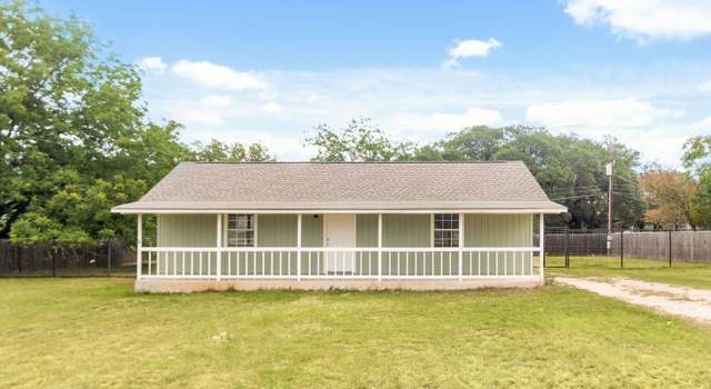 Photo of 1582 Green Hl, Canyon Lake, TX 78133
