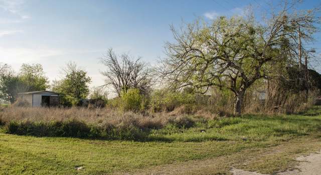 Photo of 0 Mugge St, Runge, TX 78151