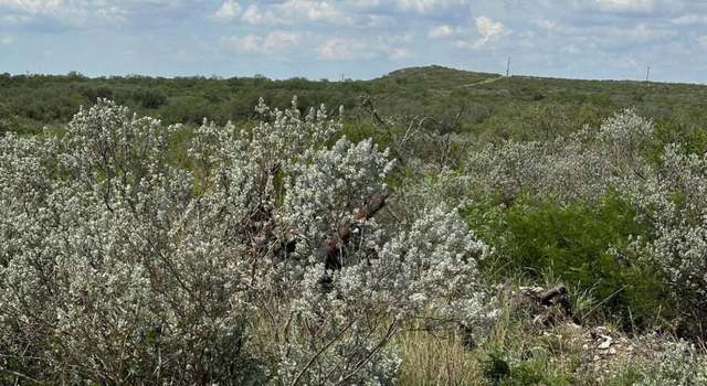 Photo of 87 Legend Hills Rd, Uvalde, TX 78801