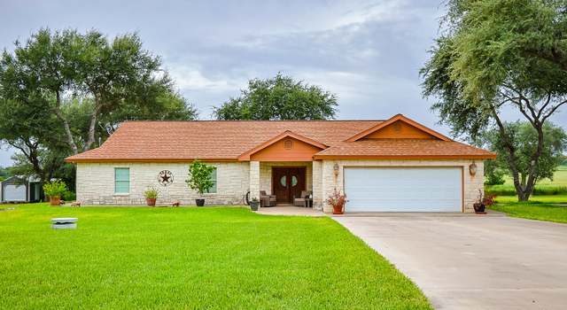 Photo of 2697 Oak Grv, Beeville, TX 78102