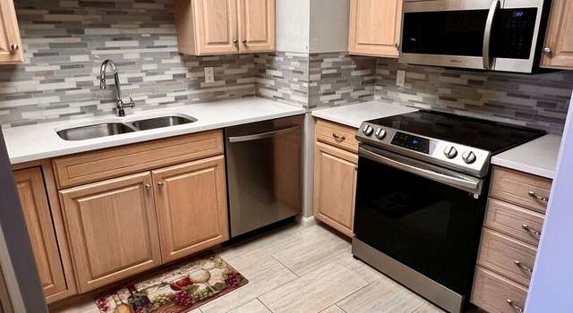 Photo of 1 Towers Park Ln #901, San Antonio, TX 78209-6423