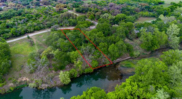 Photo of 1600 River Trl, Seguin, TX 78155