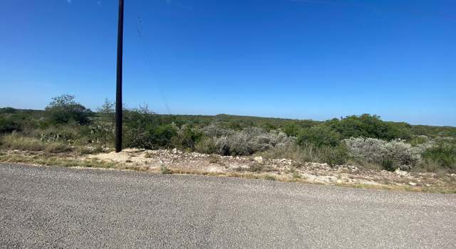 Photo of 153 Legend Hills Rd, Uvalde, TX 78801