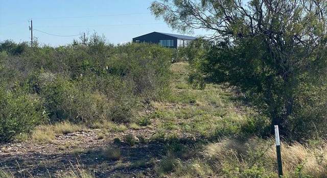 Photo of 71 Greystone Hills Cir, Uvalde, TX 78801
