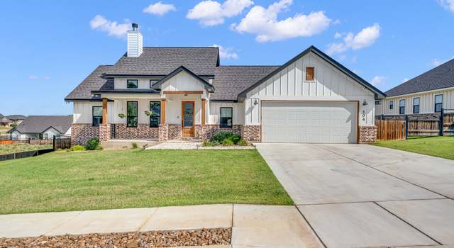 Photo of 104 Bayberry Ct, La Vernia, TX 78121