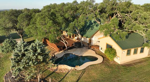 Photo of 1207 Cottonwood Trl, Blanco, TX 78606