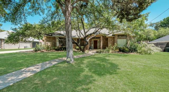 Photo of 928 Mission Hills Dr, New Braunfels, TX 78130