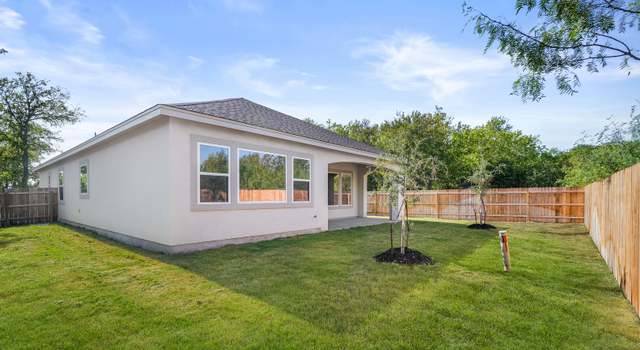 Photo of 307 E Club Vw, Seguin, TX 78155