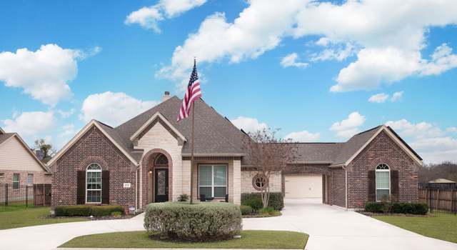 Photo of 273 Mary Ella Dr, Castroville, TX 78009
