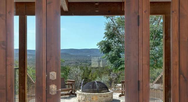 Photo of 603 Blessing Ln, Utopia, TX 78884