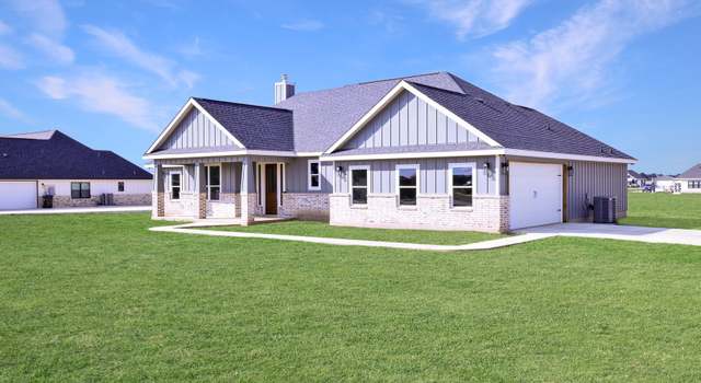 Photo of 311 Century Oaks, Seguin, TX 78155