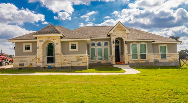 Photo of 536 Trophy Ln, Poteet, TX 78065-3812