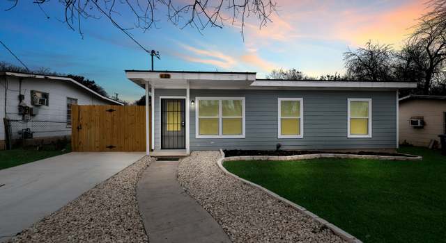 Photo of 631 Overhill Dr, San Antonio, TX 78228-4740