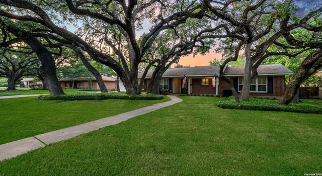 Photo of 511 Country Ln, San Antonio, TX 78209