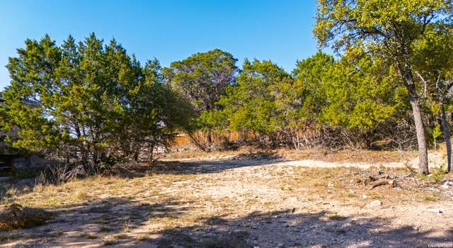 Photo of 332 14th, Lakehills, TX 78063