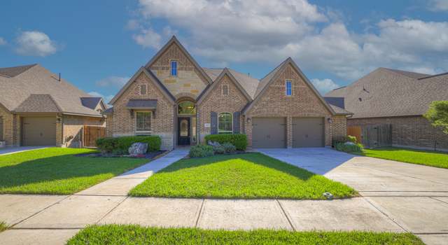 Photo of 601 Oak Brk, New Braunfels, TX 78132