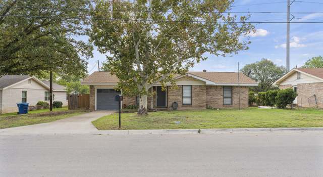 Photo of 1911 Singing Wind, Kerrville, TX 78028