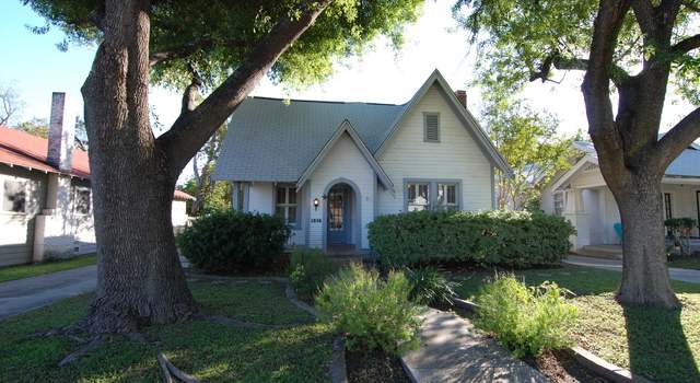 Photo of 1938 W Magnolia Ave, San Antonio, TX 78201-4952