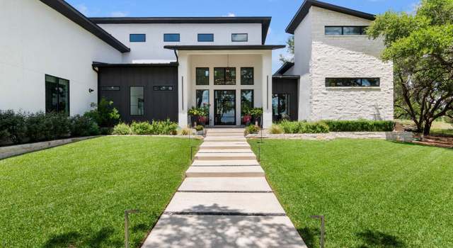 Property at 756 Annabelle Ave, Bulverde, TX 78163, 4 beds, 4.5 baths
