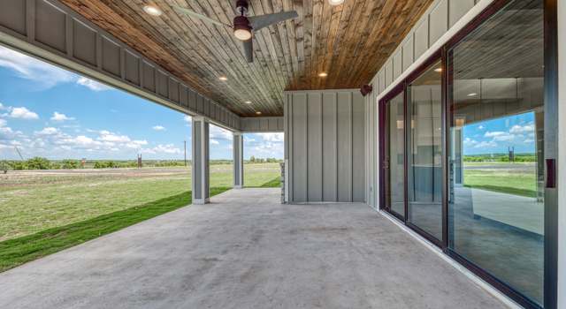 Photo of 100 Legacy Run Dr, La Vernia, TX 78121