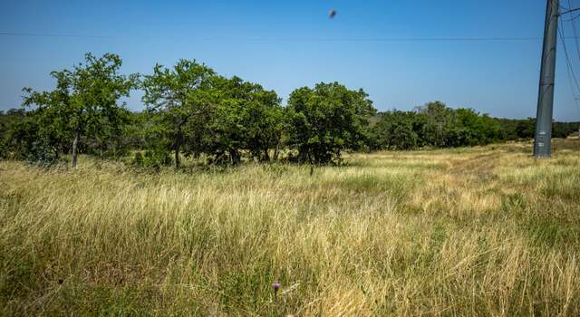Photo of 161 Steel Creek Crst, Center Point, TX 78010