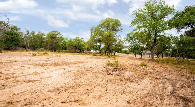 Photo of 181 Timber Pl, La Vernia, TX 78121