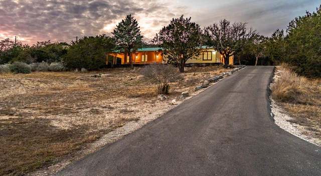 Photo of 186 Shalako Dr, Kerrville, TX 78028