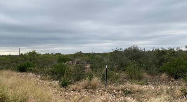 Photo of 30 Rocky Hills Cir, Uvalde, TX 78801